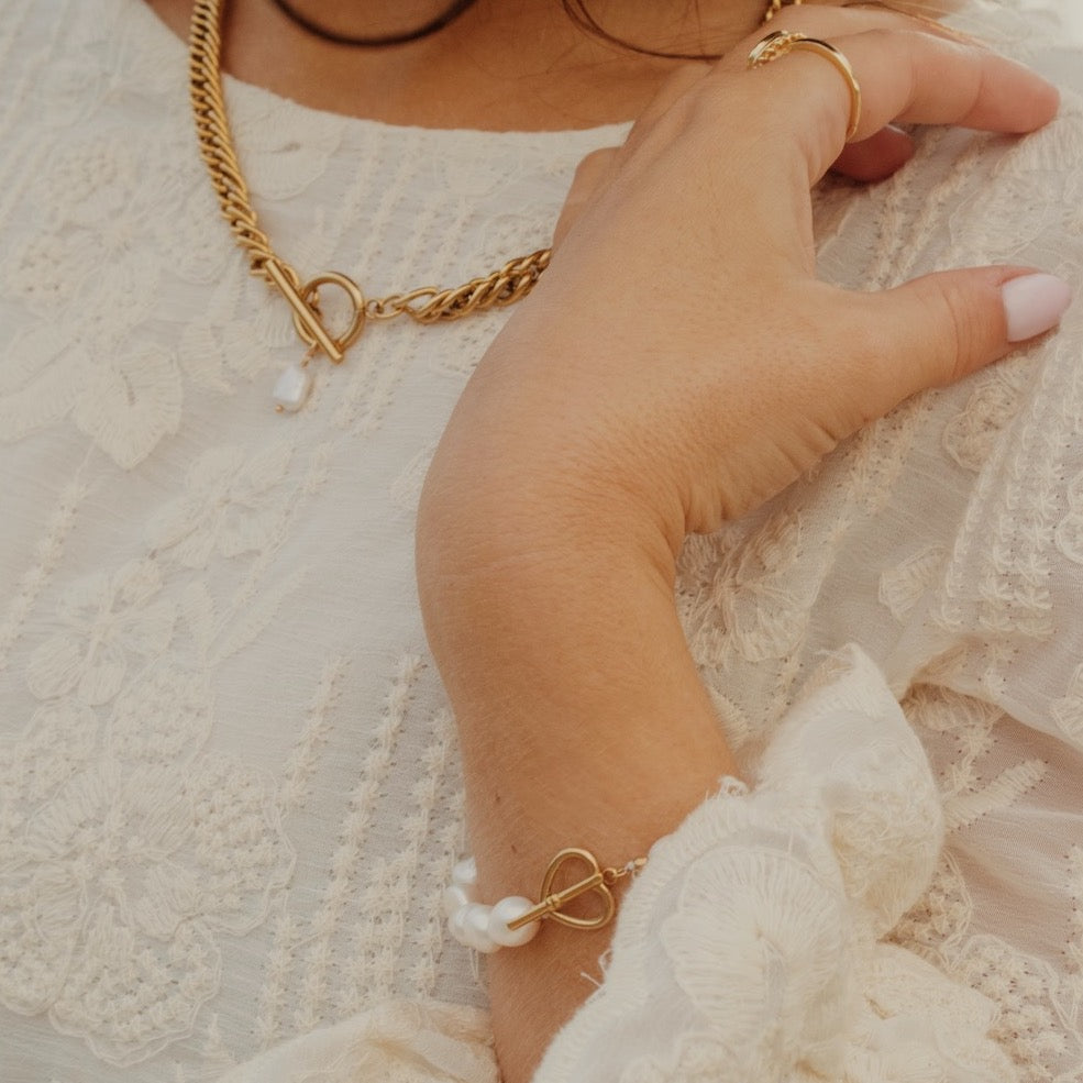 Chunky Chain Pearl Necklace