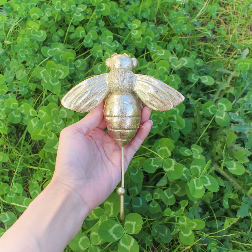 Honey Bee Hook in Gold