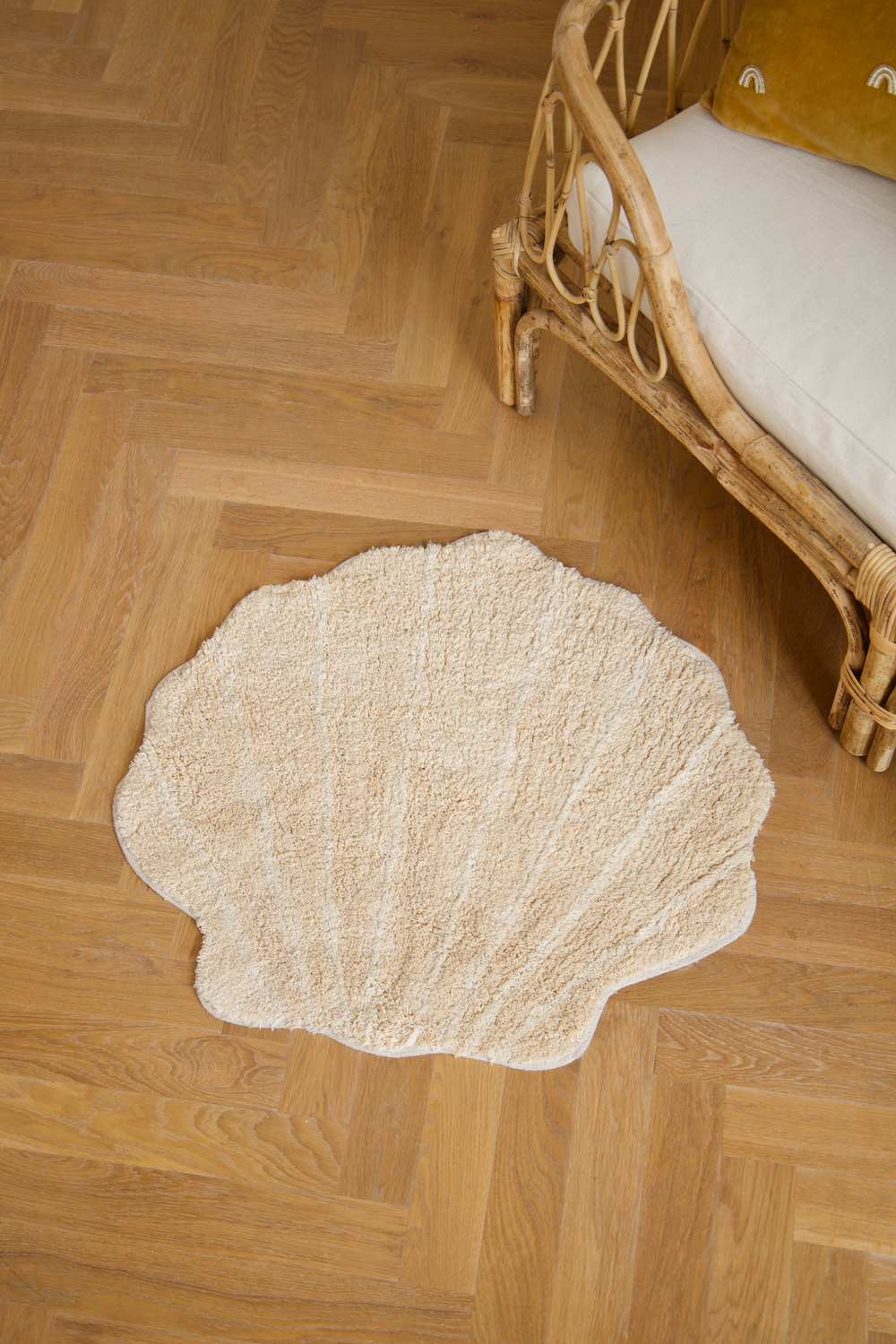 Shell Bath Mat - Wall Hanging