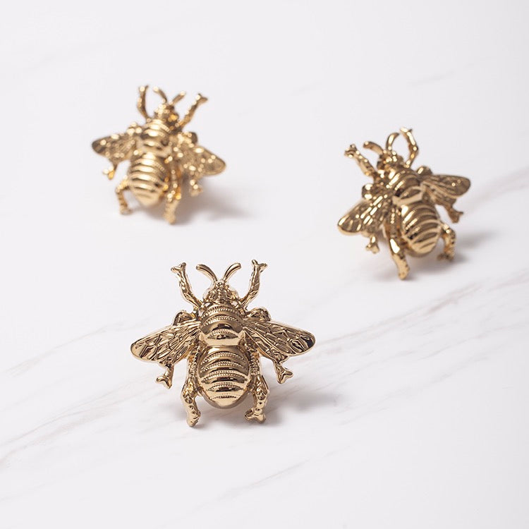 Bee Brass Knob in Gold
