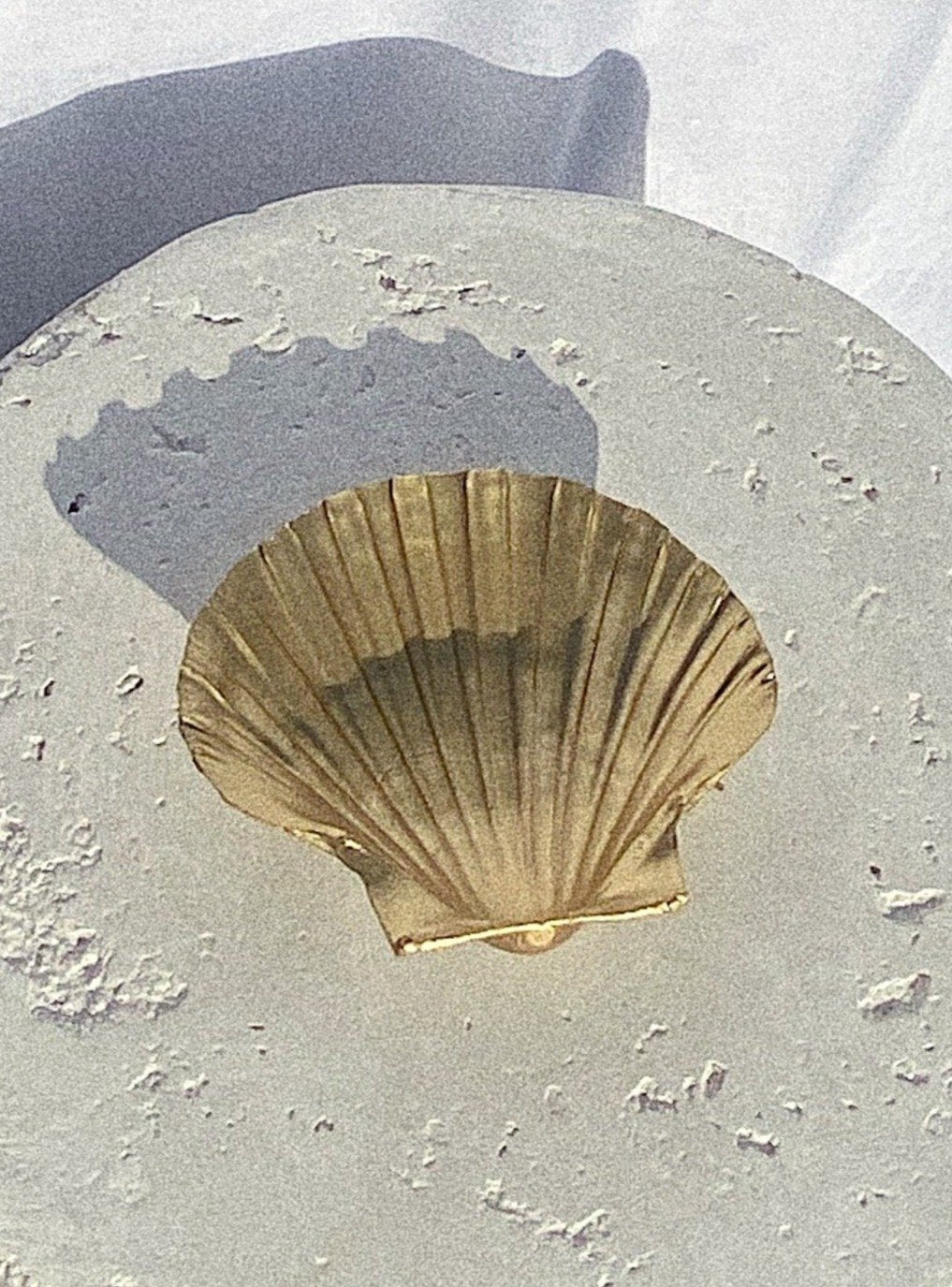 Gold Shell Dish