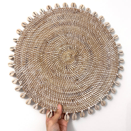 Rattan Shell Placemat 35cm