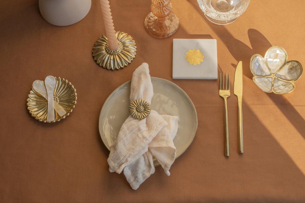 Brass Daisy Napkin Rings (Set/2)